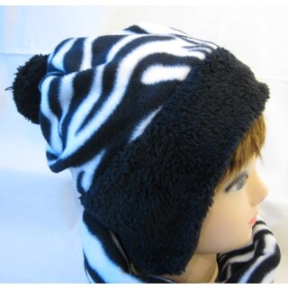 Ohrenmütze "Zebra" aus Fleece- und Plüschstoff schwarz/weiß
